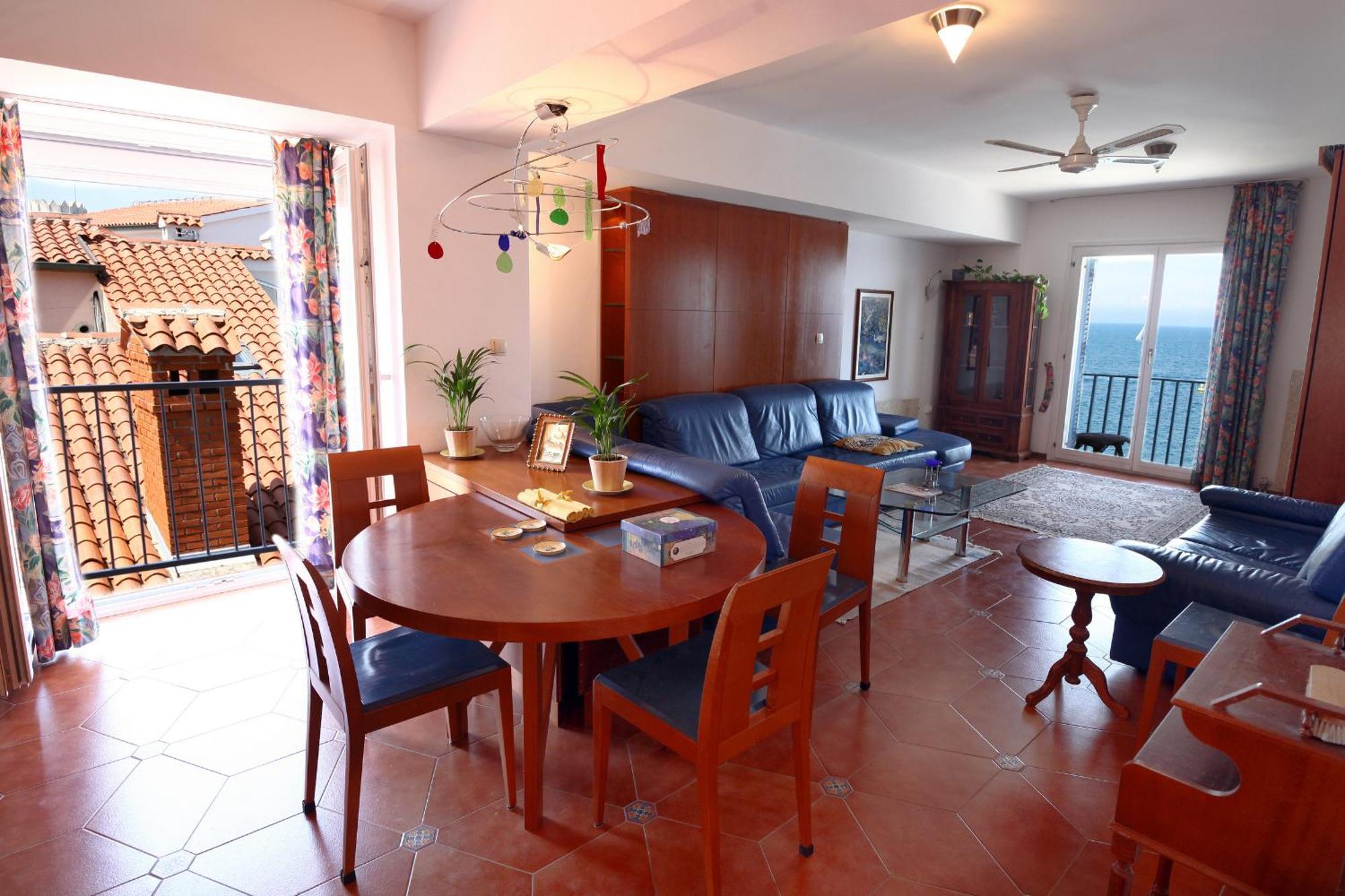 Punta Beachfront Exclusive Apartma