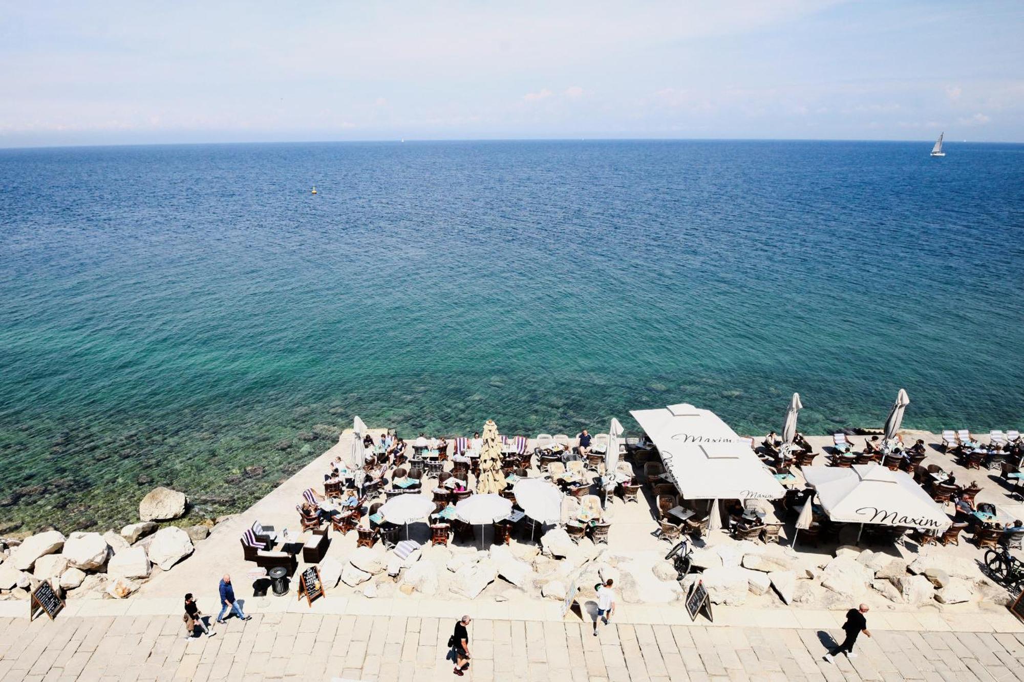 Punta Beachfront Exclusive Apartma Piran