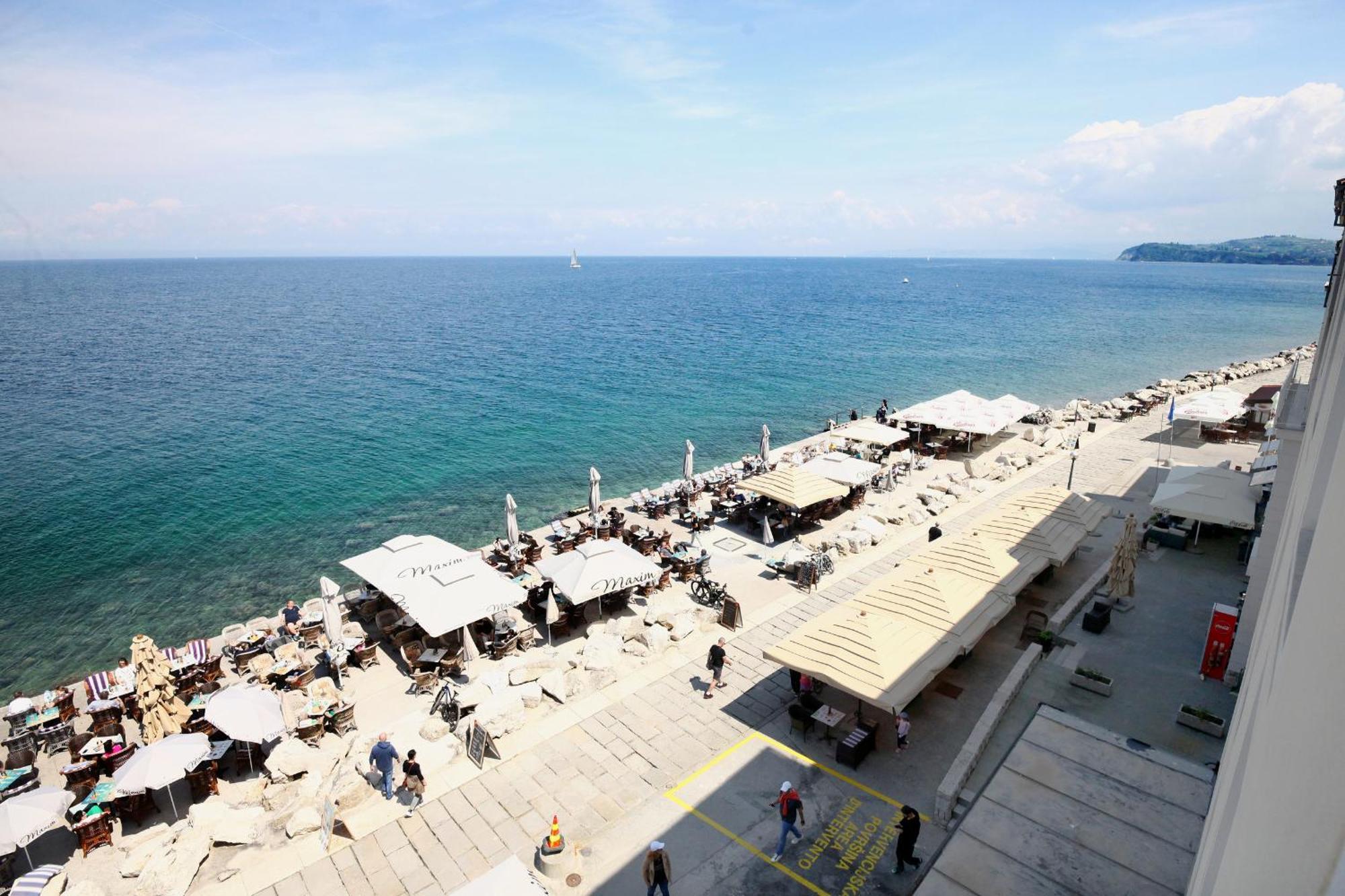 Apartma Punta Beachfront Exclusive *