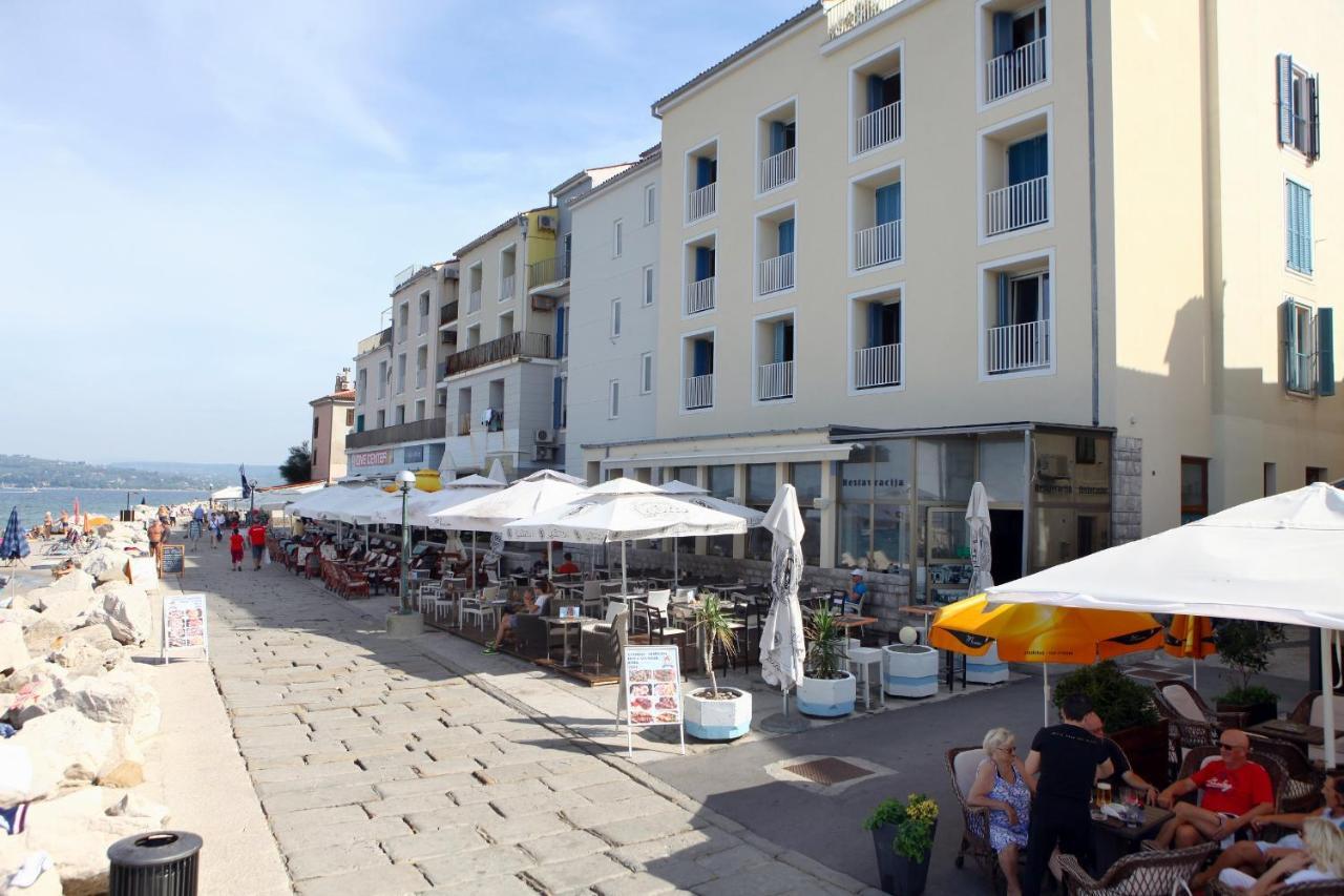 Punta Beachfront Exclusive Piran